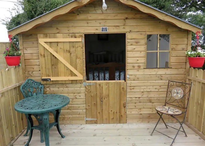 Rustic Glamping For Two By The Shannon Estuary In Country Clare, Ireland Holiday home Effernan