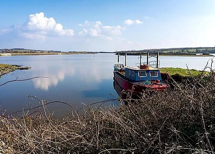 Rustic Glamping For Two By Shannon Estuary In Country Clare, Ireland